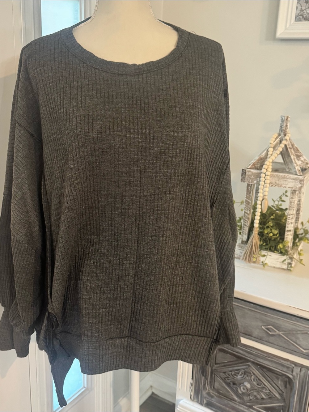 Jolie Oversized Light Gray Sweater Size Large